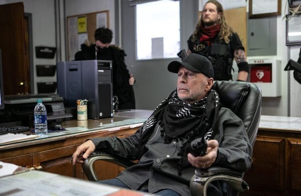 Bruce Willis in Deadlock