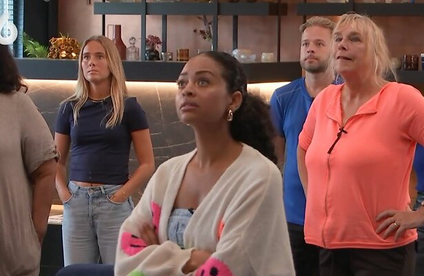 Demi, Annett, Brijan en Sylvia in De Bondgenoten