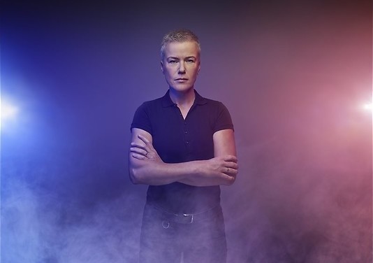 Waarom iemand veroordelen in Ellie aan de verkeerde kant