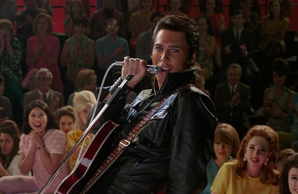 Austin Butler als Elvis Presley