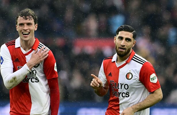 Mats Wieffer en Alireza Jahanbaksh van Feyenoord