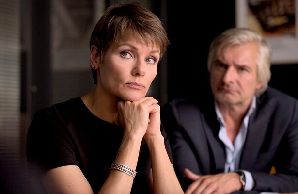 Angela Schijf en Victor Reinier voor Flikken Maastricht