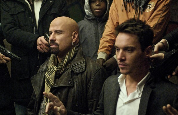 John Travolta en James Reece in From Paris with Love