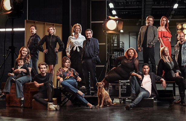 Deel van de cast van Goede Tijden, Slechte tijden.