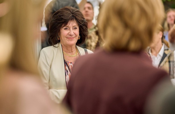 Beppie Melissen als Tante Cor in Gooische Vrouwen