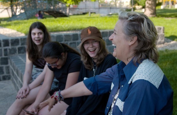 Margriet van der Linden reist af naar Hongarije