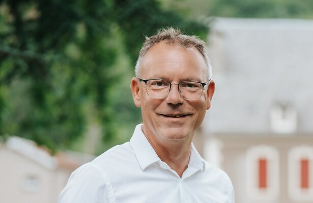 Illya Rijnberg uit B&B Vol Liefde 2025