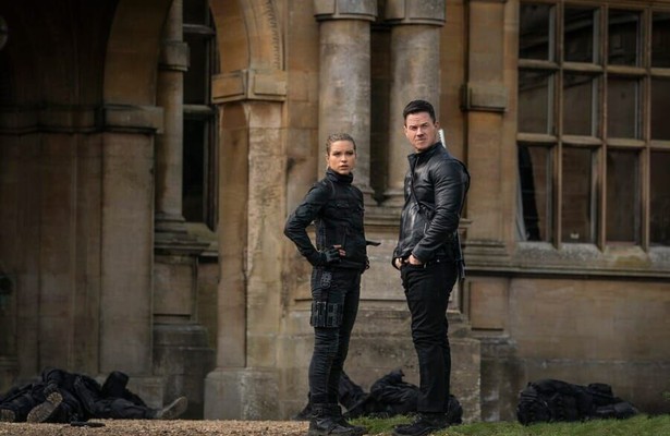 Mark Wahlberg in Infinite