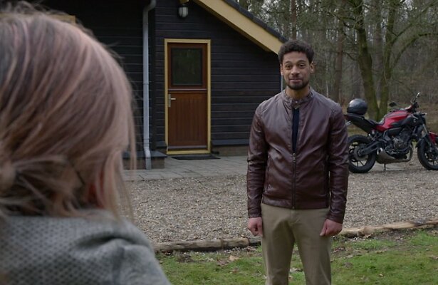 Kiefer Zwart in GTST