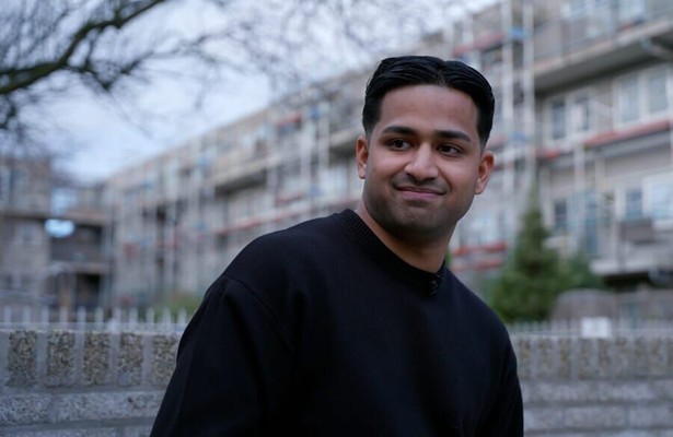 Jaïr van den Essenburg voor Kind van het Toeslagenschandaal