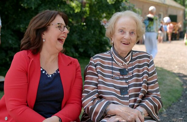 Jeanne en Agnes Kamerlingh Onnes in Liefde voor het Landgoed