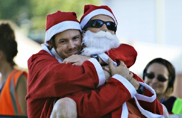 Cast van A Moody Christmas