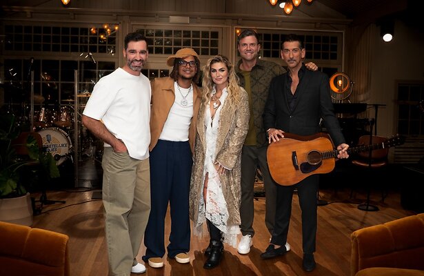 Metejoor, Ronnie Flex, Roxeanne Hazes, Simon Keizer en Danny Vera