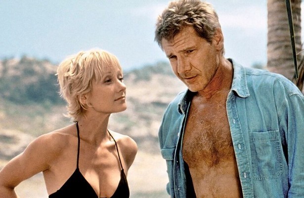 Anne Heche en Harrison Ford in Six Days Seven Nights