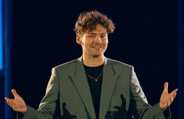 Soy Kroon in Watch Your Back