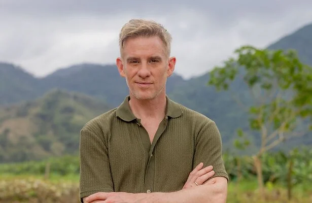 Art Rooijakkers voor Survive Your Family