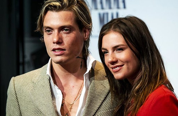 Maan de Steenwinkel en Tony Junior uit elkaar