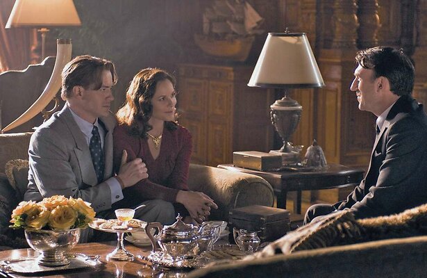 Maria Bello en Brendan Fraser in The Mummy: Tomb of the Dragon Emperor