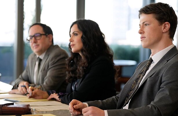 P.J. Byrne, Lana Parrilla en Milo Callaghan in The Rainmaker