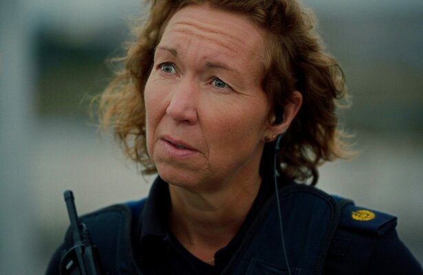 Wijkagente Suzanne in Blauw