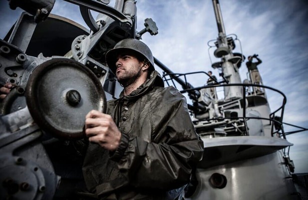 Still uit WWII Hell under the Sea