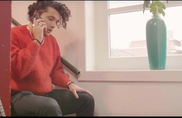 GTST-ster Faye Bezemer regisseert soapcollega's in korte film