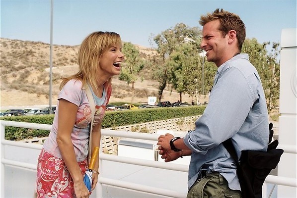 Sandra Bullock stalkt Bradley Cooper