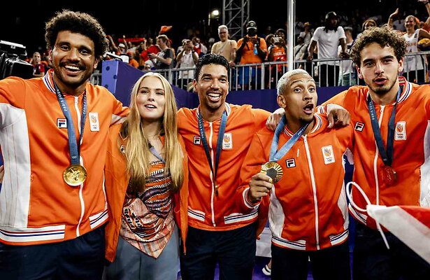 Het 3x3 basketball-team met prinses Amalia