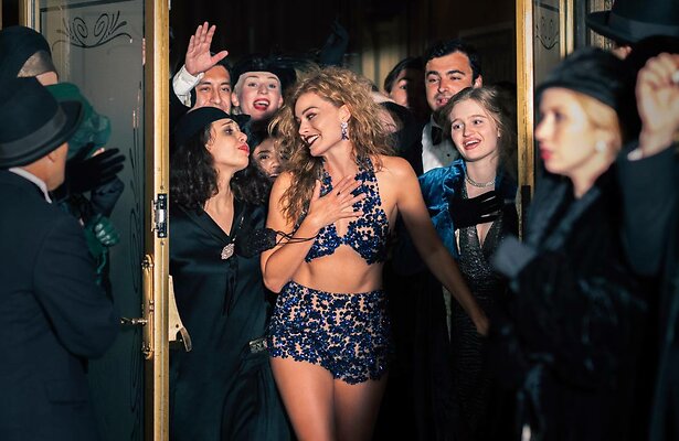 Margot Robbie als Nellie LaRoy in Babylon