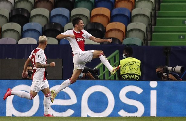 Steven Berghuis, Anthony