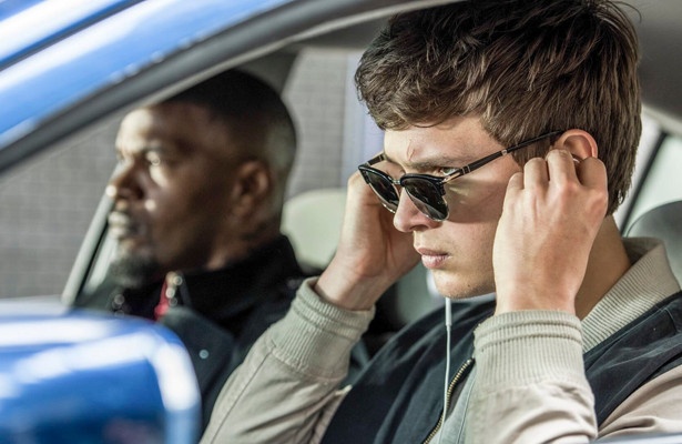 Ansel Elgort en Jamie Foxx in Baby Driver