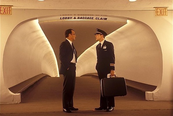 Tom Hanks zit achter Leonardo DiCaprio aan