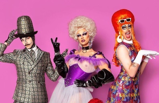 Call Me Mother bij FOX