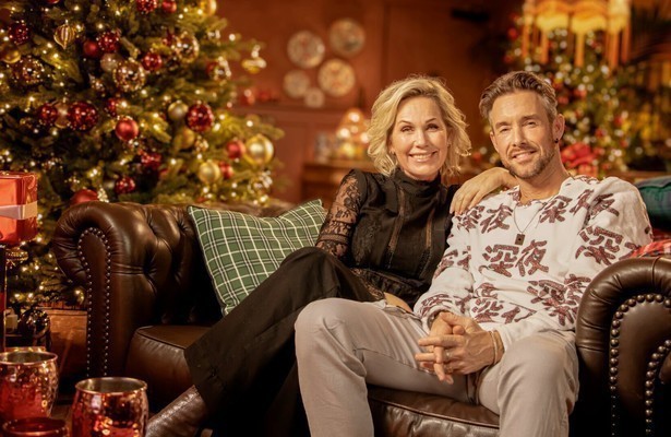 Charly Luske en Tanja Jess in De Sky Xmas top 50