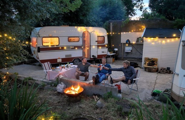 Ruben Callens, Arnout Hauben, Philippe Niclaes in Dwars door de Lage Landen