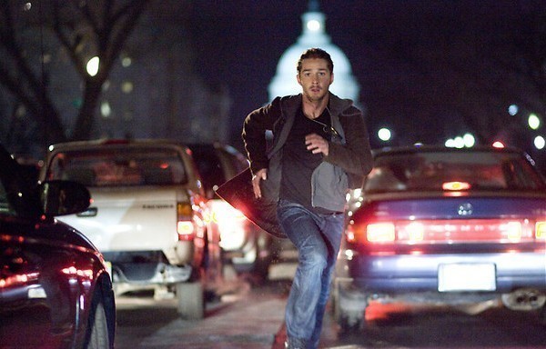 Shia LaBeouf hoort stemmen