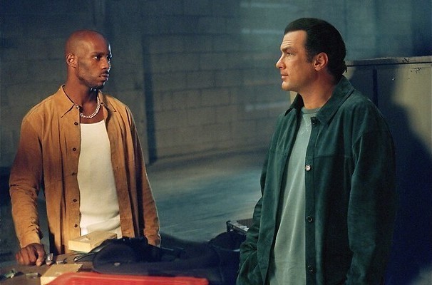 Steven Seagal knokt tegen corruptie