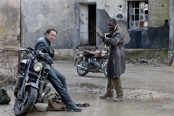 Nicolas Cage blijft vechten