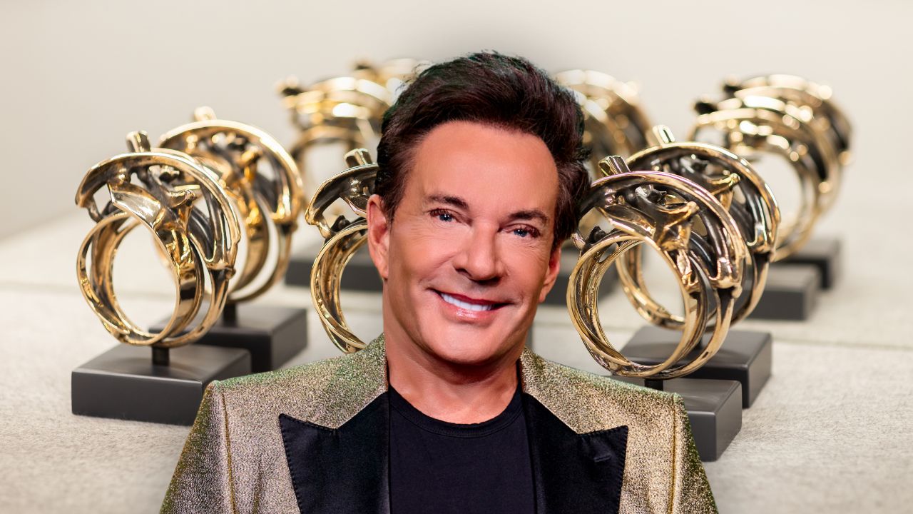 Gerard Joling won de prijs in 2025 met zijn vlog