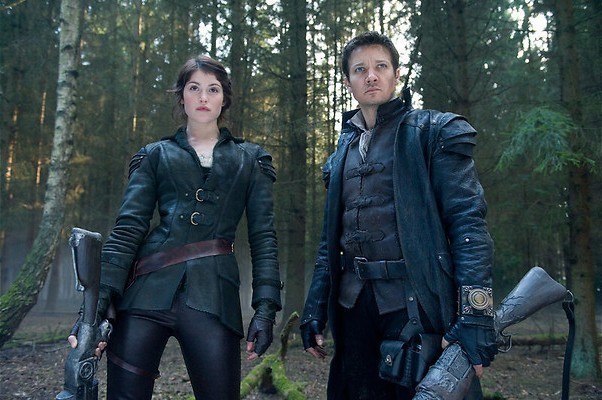 Jeremy Renner jaagt op heksen