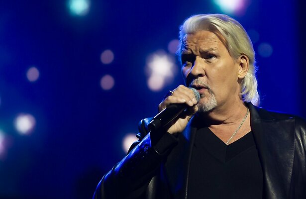 Johnny Logan tijdens Het Grote Songfestivalfeest