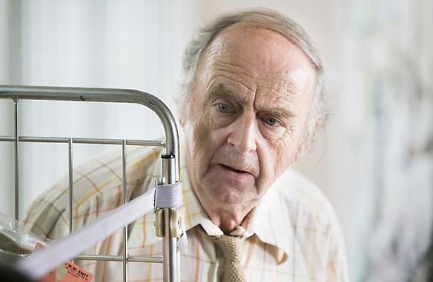 Zorgen om Evert in Het geheime dagboek van Hendrik Groen