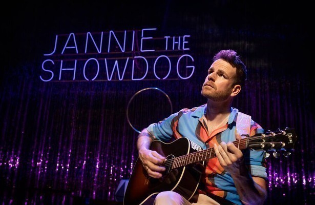 Henry van Loon in Jannie the Showdog