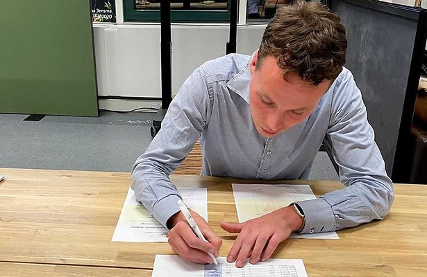 Ruinerwold-zoon Israel behaalt propedeuse