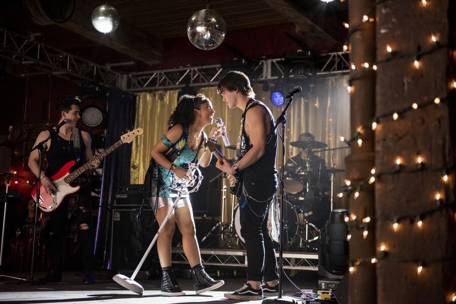 Julie and the Phantoms