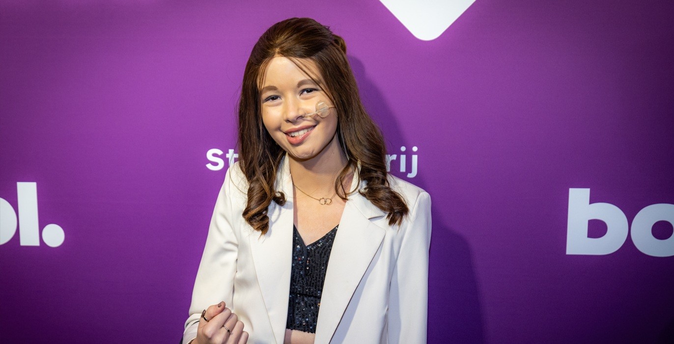 Ongeneeslijk zieke Jade Kops (19) kondigt volgende fase aan: 'Heftige dag'  - TVgids.nl