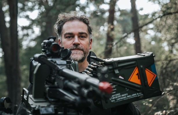 Klaas Dijkhoff voor Klaas aan het Front