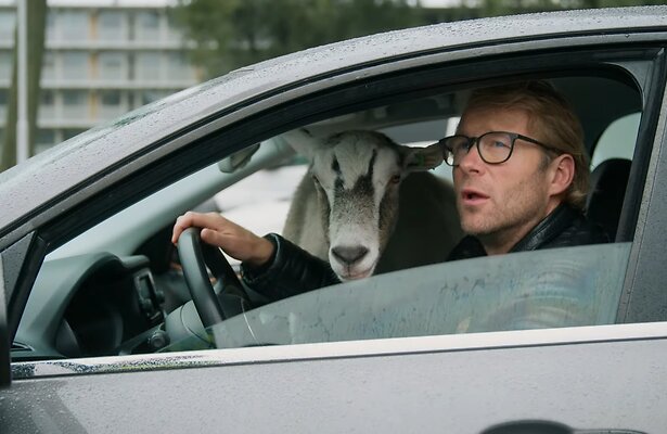 Komt een man bij de dokter