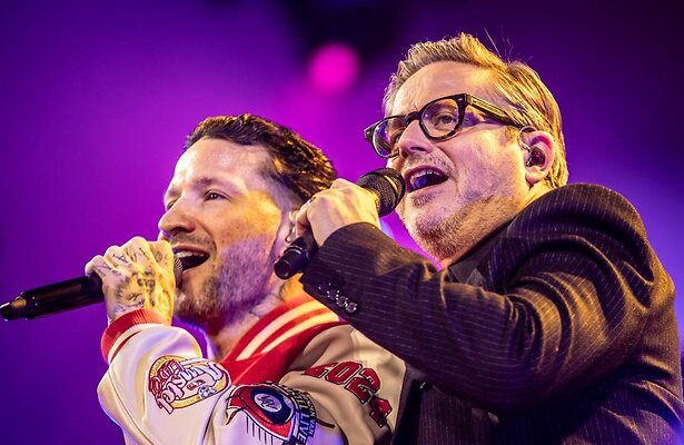 Kraantje Pappie en Guus Meeuwis tijdens De Vrienden van Amstel 2024