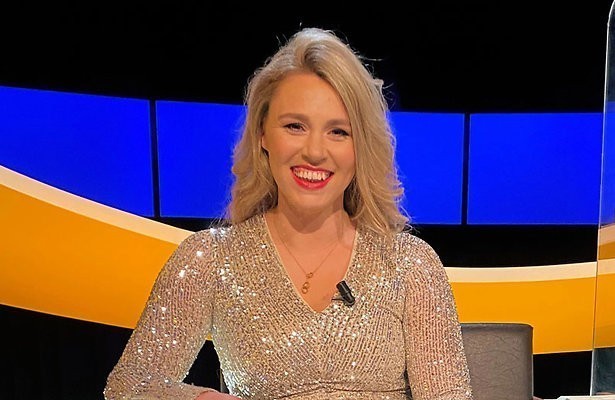 Sprankelend quizdebuut voor Lisa Loeb